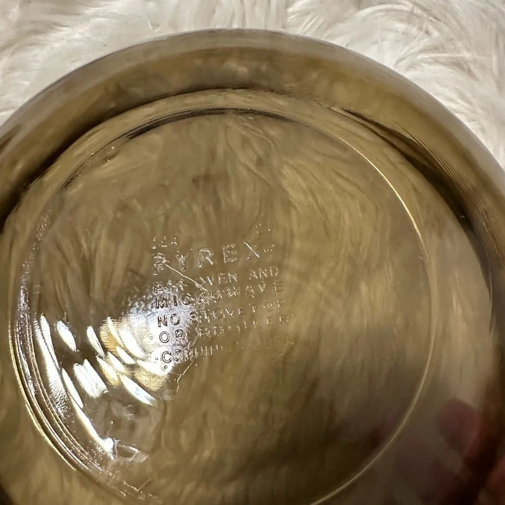 Pyrex Corning Ware Round Vintage Amber Casserole Dish